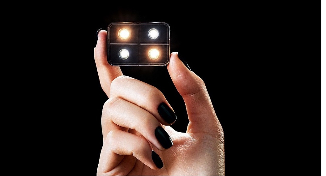 手機(jī)閃光燈尺寸及瑕疵一體化檢測方案(圖1) 手機(jī)閃光燈尺寸及瑕疵一體化檢測方案(圖1)