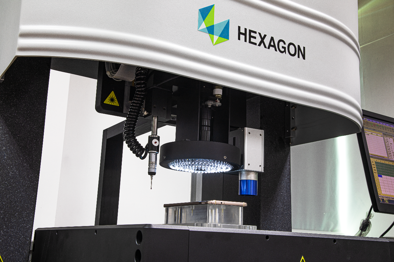 如何使用復(fù)合式影像測(cè)量?jī)x對(duì)筆記本電腦外殼進(jìn)行檢測(cè)？