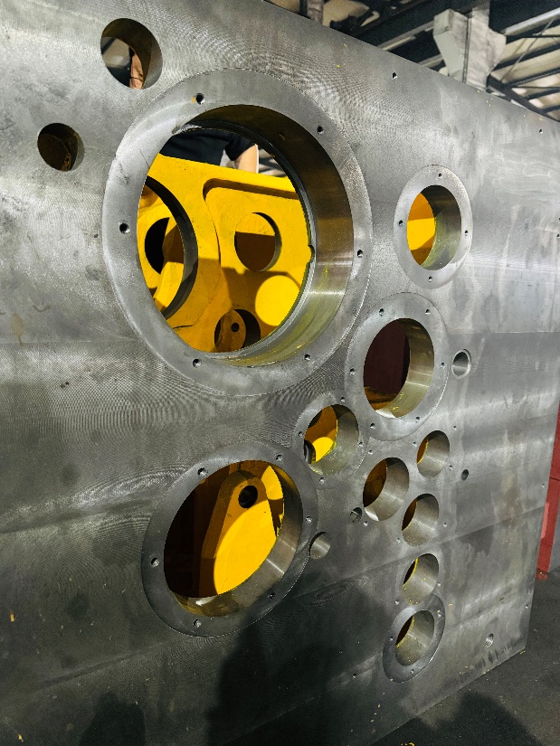 思瑞測量龍門三坐標測量機-突破腔體內(nèi)部測量壁壘